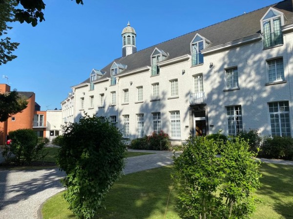 Home Saint-Jean-Serviceflat-Tournai-Juillet2020.jpg